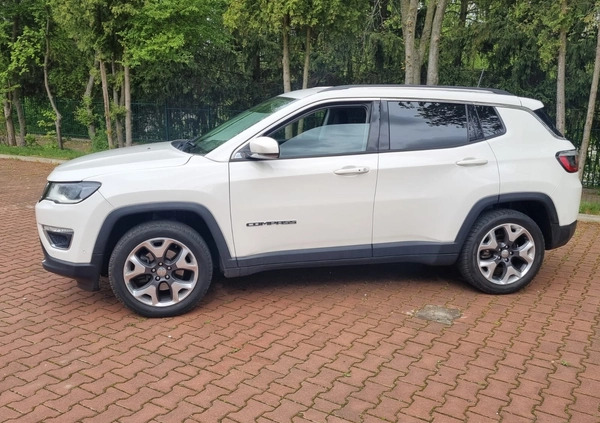 Jeep Compass cena 65900 przebieg: 101000, rok produkcji 2018 z Koło małe 379